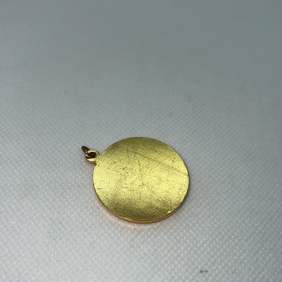 MUSICAL INSTRUMENT PENDANT CHARM GOLD TONE, PIANO, VIOLIN, SAXOPHONE, NOTE - Picture 6 of 10